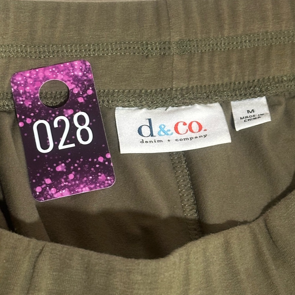 D&Co Women's Khaki Skort